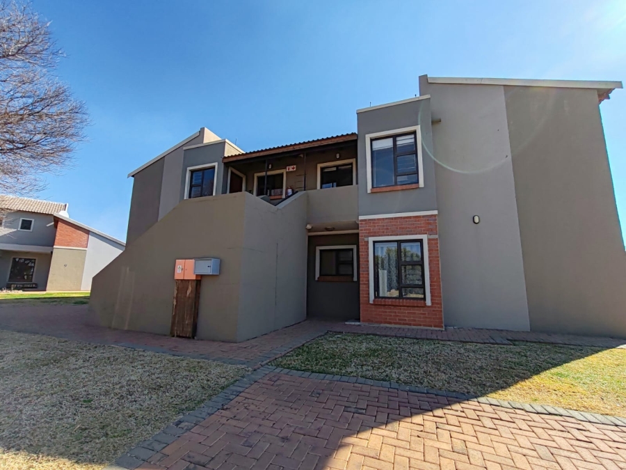 2 Bedroom Property for Sale in Grimbeeck Park North West